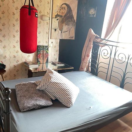 Les Toiles Filantes Hostel Empurany Luaran gambar